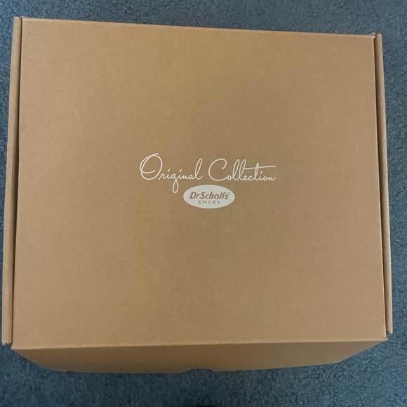 Sandals - Picture 4 of 4